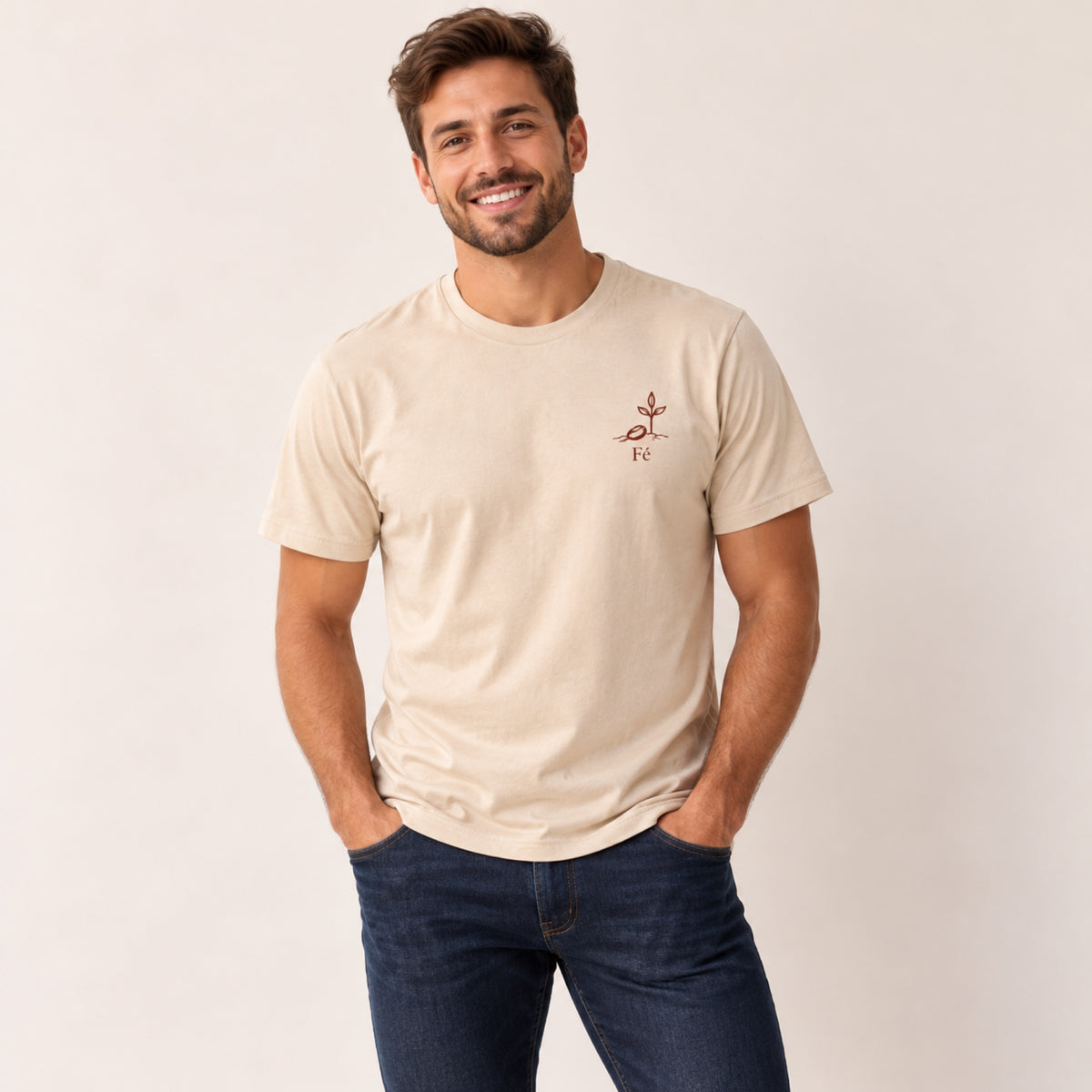 Camiseta Fé que Move Montanhas – Areia